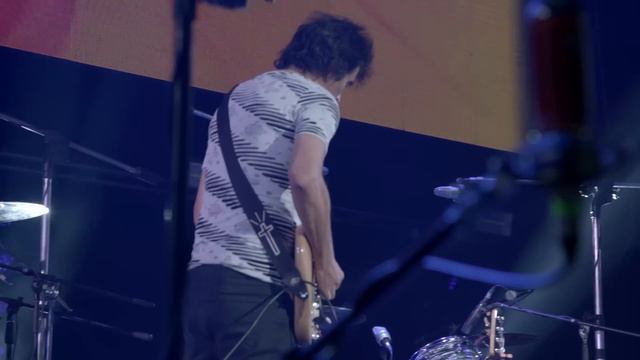 Enanitos Verdes - Guitarras Blancas (En Vivo) смотреть онлайн