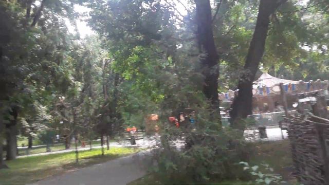 Не много о жизни в Краснодаре. Прогулка по Чистяковской Роще. смотреть онлайн