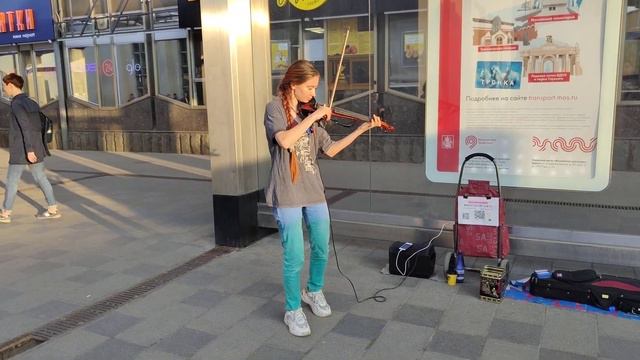 Siamese - Can't Force The Love - мелодию из песни сыграла на скрипке молодая девушка #Moscow #violi смотреть онлайн