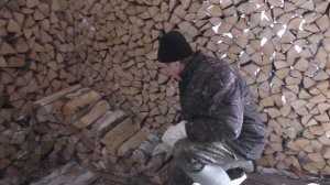 Как сложить дрова в поленницу.