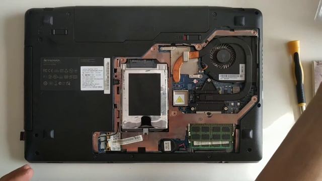 Laptopta CD-DVD Yuvasına SSD-HDD Takma смотреть онлайн