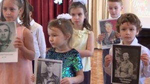 "На старой фотографии" Музыка и слова Н. Куликовой.