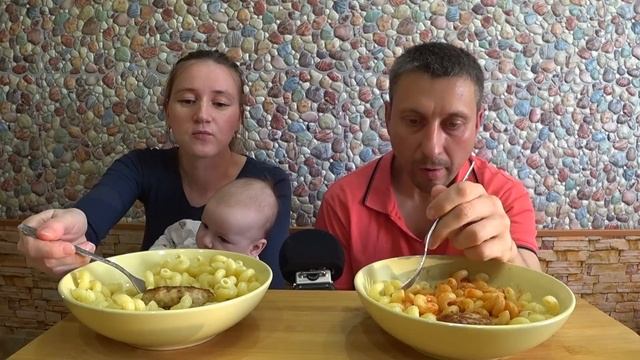 РУССКИЙ МУКБАНГ КОТЛЕТЫ С МАКАРОШКАМИ | RUSSIAN MUKBANG CUTLETS WITH MACARONI #mukbang #мукбанг смотреть онлайн