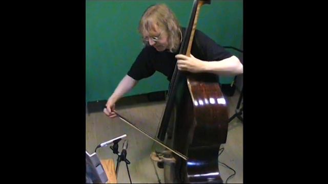 Polka Dots and Moonbeams (Van Heusen) on arco bass смотреть онлайн