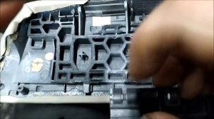 как разобрать подлокотник бмв х5 е70