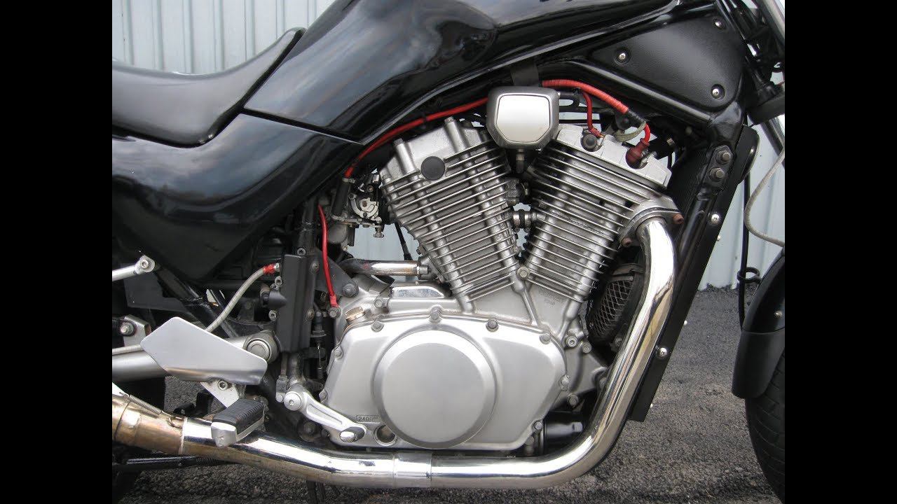 K8707 SUZUKI VX800 смотреть онлайн