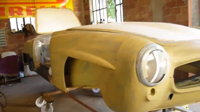 Mercedes 190 SL смотреть онлайн