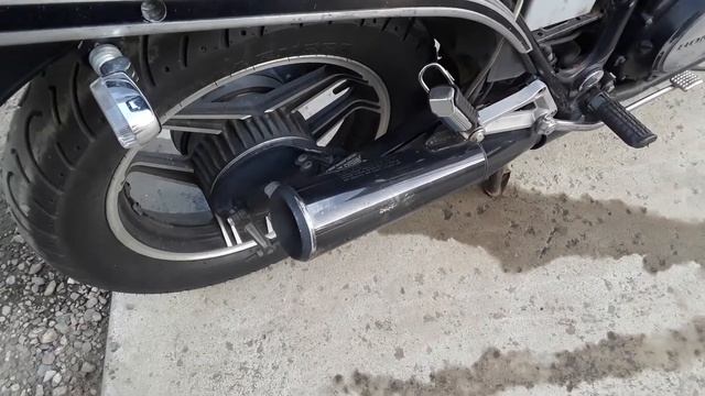 1984 Honda VF700S Sabre Stock Exhaust Sound Sample смотреть онлайн