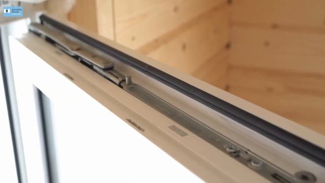 Установка пластиковых окон из профиля REHAU GRAZIO 70 в проемы из бруса. смотреть онлайн