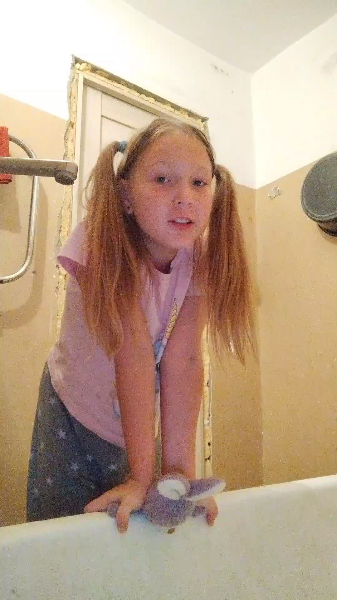 купаемся смотреть онлайн