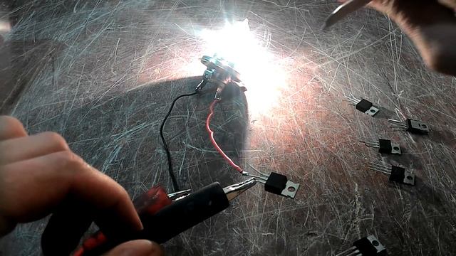 поддельные MOSFET транзисторы.