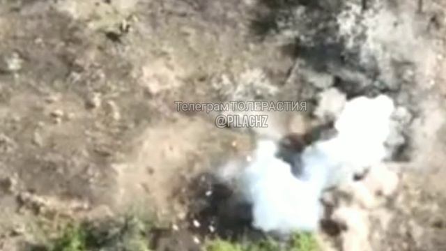 Хохол подорвался на мине во время ротации смотреть онлайн