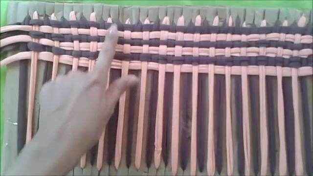 TAPETE COM RETALHOS TENDO COMO BASE O PAPELÃO #artesanato смотреть онлайн