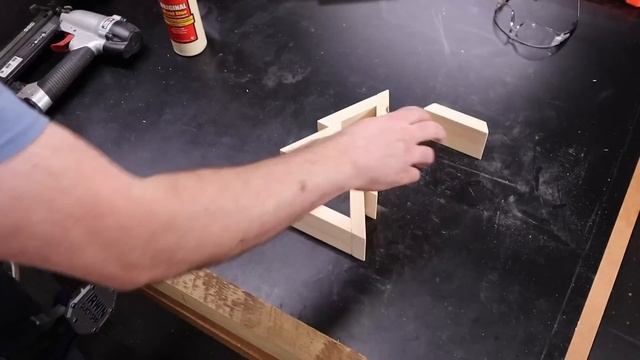 Let's Build a BETTER Wooden Christmas Tree! смотреть онлайн