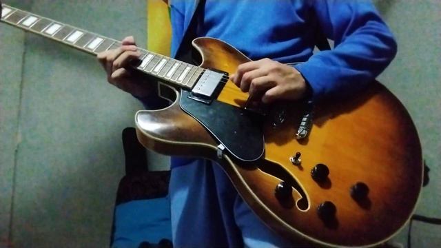 Solo de "Don't stop me now" (Ibanez AS73) смотреть онлайн