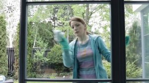 Как мыть ОКНА БЕЗ РАЗВОДОВ - 5 легких и эффективных способов | 25 часов в сутках