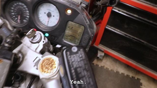 Honda VFR 800 Build 11. 21. 23 смотреть онлайн