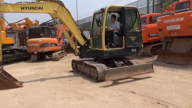 Korean used Hyundai R55 Excavator -- Autowini.com(leaders-018) смотреть онлайн