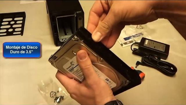UnBoxing ZyXEL NSA 325 v2 - 2 bay (3.5"/2.5") смотреть онлайн