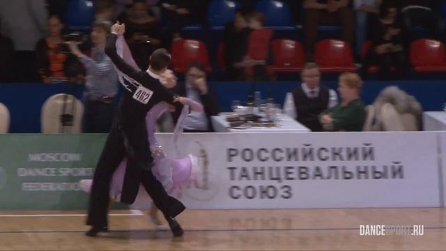 Максимов Максим - Тараканова Ксения, 1/4 English Waltz смотреть онлайн