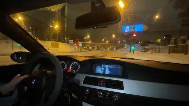 ПОСЛЕДНЯЯ ЖИВАЯ ЛЕГЕНДА M5 E60 V10. СЛИШКОМ ГРОМКАЯ... смотреть онлайн