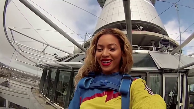 Бейонсе прыгнула с небоскреба! смотреть онлайн