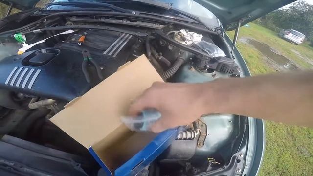 Надо ли производить замену фильтра клапана вентиляции картерных газов на BMW смотреть онлайн
