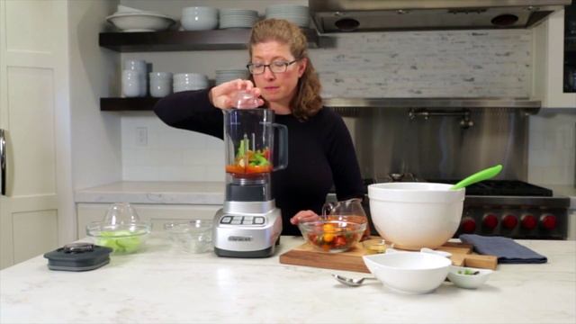 Cuisinart VELOCITY Ultra 7.5 1-HP Blender (SPB-650) Demo Video смотреть онлайн