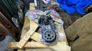 Как разобрать редуктор (коробку передач)? Снегоход Ямаха викинг 540-3. Yamaha 540