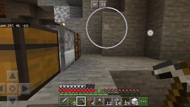 Человек который 3 года играл в java Minecraft играет в PE версию смотреть онлайн