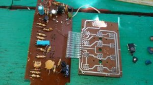 Телефон в металлолом. Что ценного?