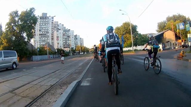 На велосипеде с Эпохой 26 июня 2019 смотреть онлайн