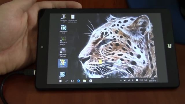 Обзор планшета на Windows 10! Играем в Warcraft 3, Fallout 2, Stronghold и Warzone 2100! смотреть онлайн