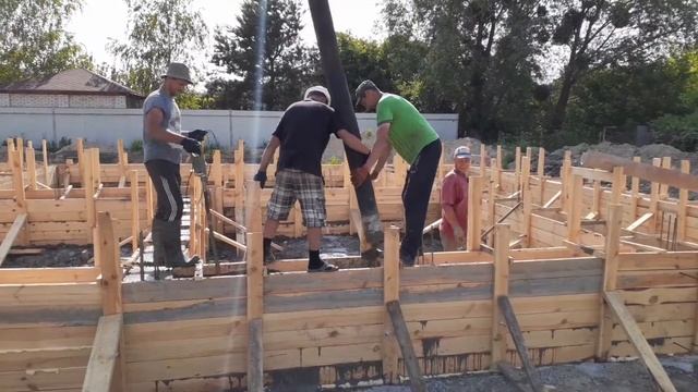 Строим дом. Ростверк. Бетонные работы. смотреть онлайн