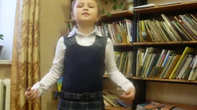 Кира Павлюк читает произведение Сергея Михалкова "Десятилетний человек" смотреть онлайн
