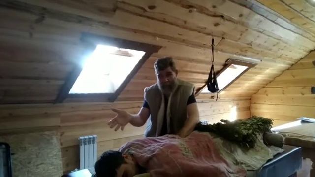Мостодонт в Живой Бане. Лучший массажный стол для потоковой практики. смотреть онлайн