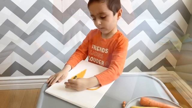 Watch and Learn with David: C is for Carrot смотреть онлайн