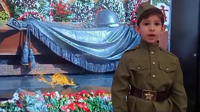 Мандельштам Остался ты лежать солдат смотреть онлайн