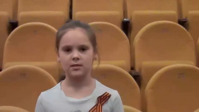 Анна Ахматова «Сзади Нарвские были ворота» смотреть онлайн