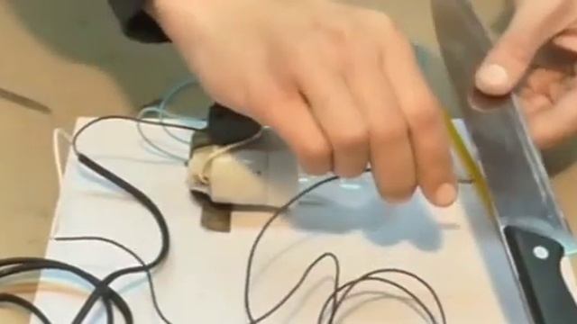 Народный умелец покорил Интернет роликами о превращении хлама в полезные устройства смотреть онлайн