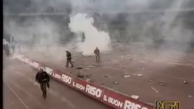 Ultras Granata scatenano l'inferno смотреть онлайн