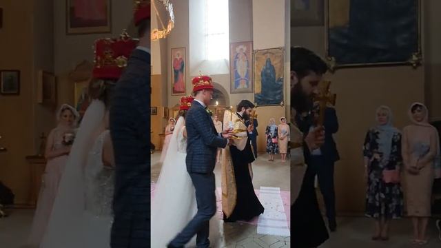 ВЕНЧАНИЕ В ПРАВОСЛАВНОЙ ЦЕРКВИ. САМЫЙ КРАСИВЫЙ ЦЕРКОВНЫЙ ОБРЯД смотреть онлайн
