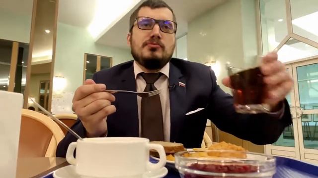 ПАША ТЕХНИК: СТАВЛЮ ПЯТЬ С ПЛЮСОМ ПРОСТО! смотреть онлайн