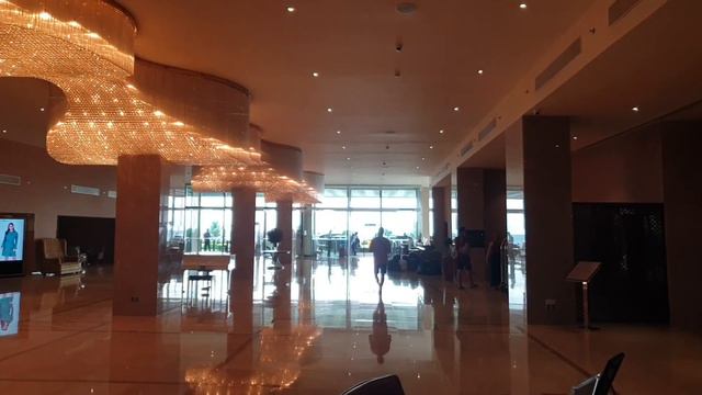 Шри-Ланка Коломбо. Вакцина в Китайском посольстве. Отель с видом на трущобы за 25000 руп. смотреть онлайн