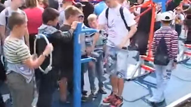 В Белорецке открылась спортивная площадка, для инвалидов-колясочников (5 августа 2014 г.) смотреть онлайн