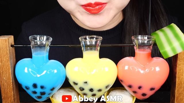 ASMR RAINBOW DRINKS *VAMPIRE BOBA TEA, MOCHI, SEA GRAPES, KYOHO JELLY FROG EGGS, BIRD GLASS 신기한 물 먹