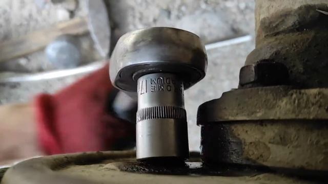 Ремонт тормозов. Замена масла в мостах. Нива "Чака-Рака". | goodvin channel смотреть онлайн