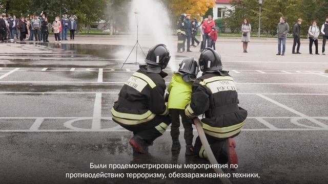 Первый в новом учебном году день открытых дверей смотреть онлайн