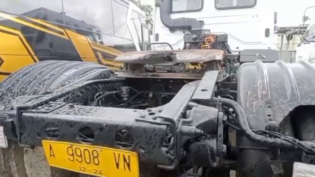 DI JUAL!!! HEAD TRAILER MERCEDES BENZ AXOR 4028 T THN. 2019 смотреть онлайн