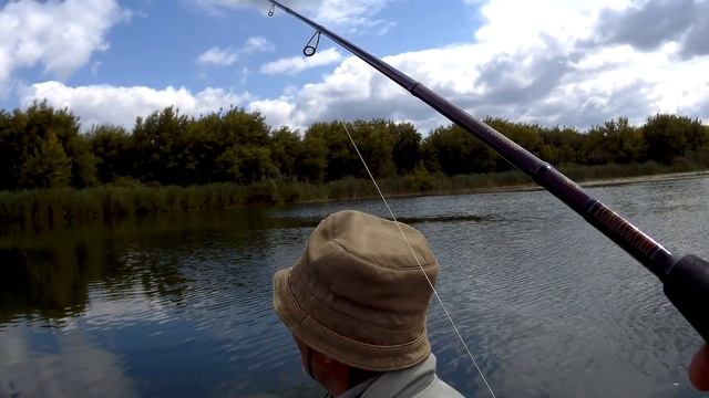 Уловистый ратлин А. Афонина (Простая рыбалка) или Китайская "Вика" спасла мою рыбалку. смотреть онлайн